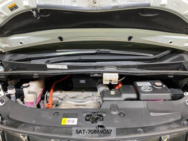 Toyota ALPHARD HYBRID 2021-06 8070943-18