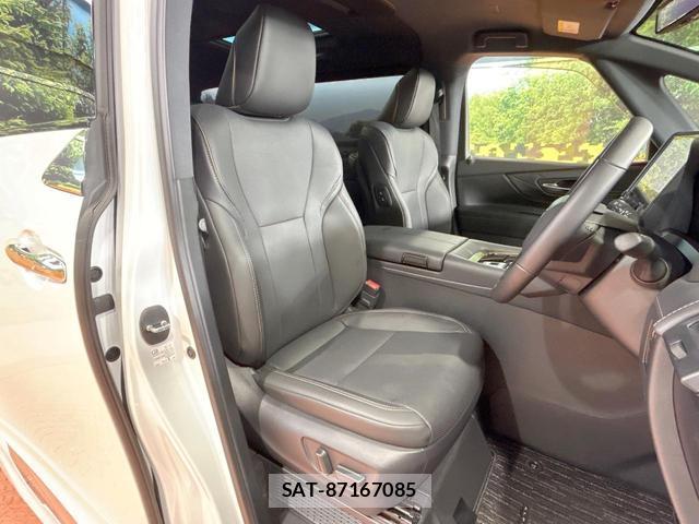 Toyota ALPHARD HYBRID 2025-11 8070965-8