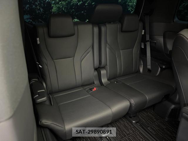 Toyota ALPHARD HYBRID 2024-02 8071336-9