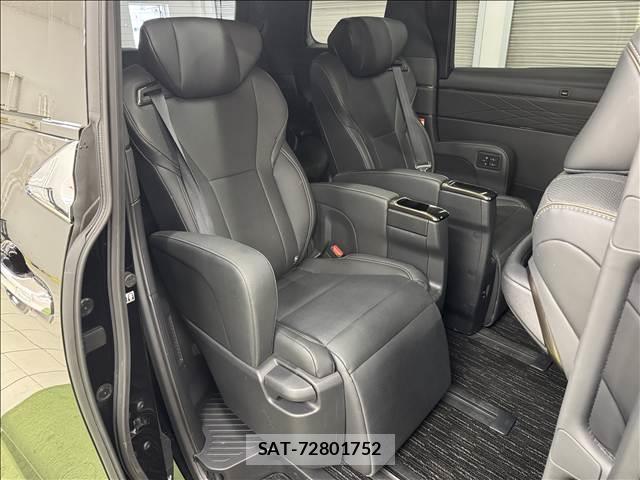 Toyota ALPHARD HYBRID 2025-03 8071422-6