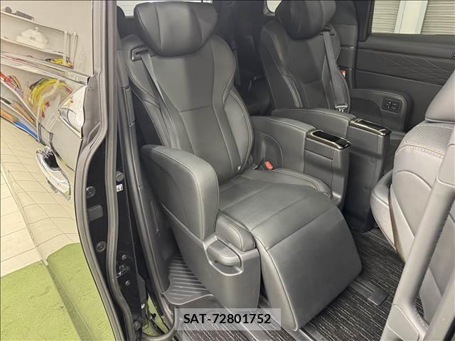 Toyota ALPHARD HYBRID 2025-03 8071422-7
