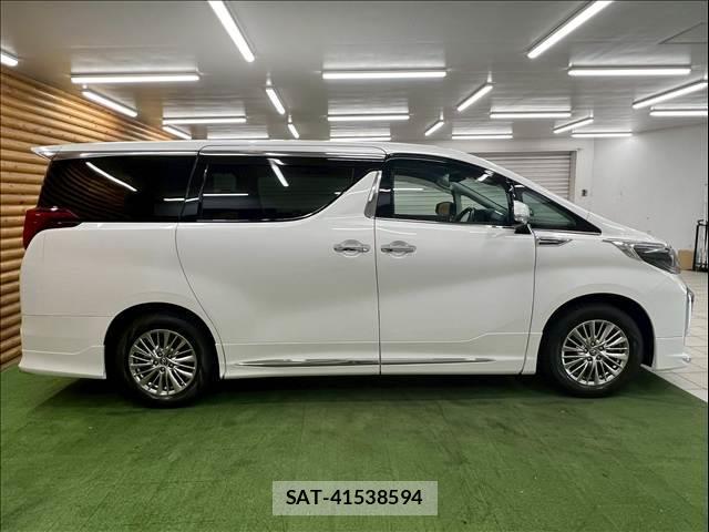 Toyota ALPHARD HYBRID 2021-11 8071428-14