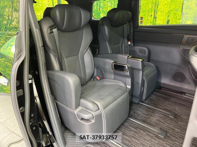 Toyota ALPHARD HYBRID 2024-01 8071636-8