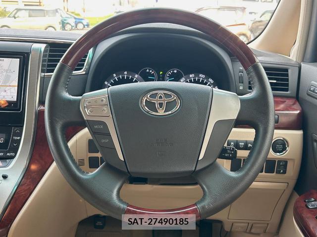 Toyota ALPHARD 2011-10 8071228-11