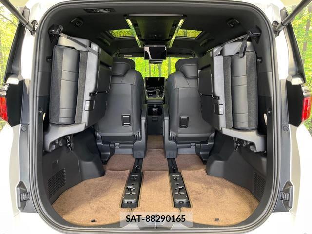 Toyota ALPHARD 2024-04 8071396-10