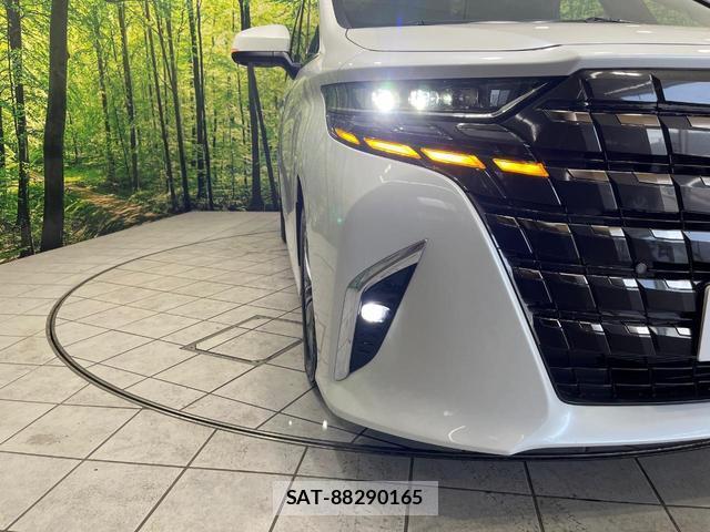 Toyota ALPHARD 2024-04 8071396-12