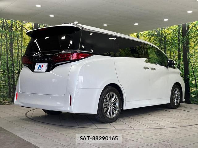 Toyota ALPHARD 2024-04 8071396-17