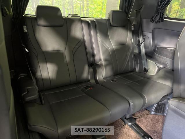 Toyota ALPHARD 2024-04 8071396-9