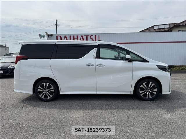 Toyota ALPHARD 2021-04 8071483-17