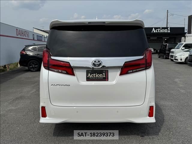 Toyota ALPHARD 2021-04 8071483-18