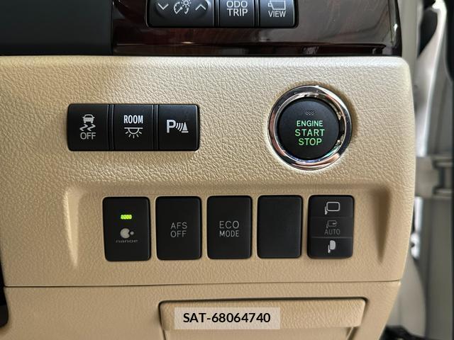 Toyota ALPHARD 2013-01 8071700-8