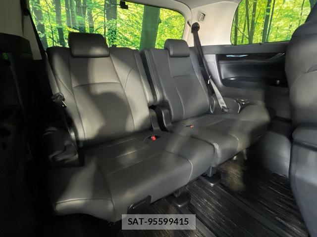 Toyota ALPHARD 2021-03 8071982-10