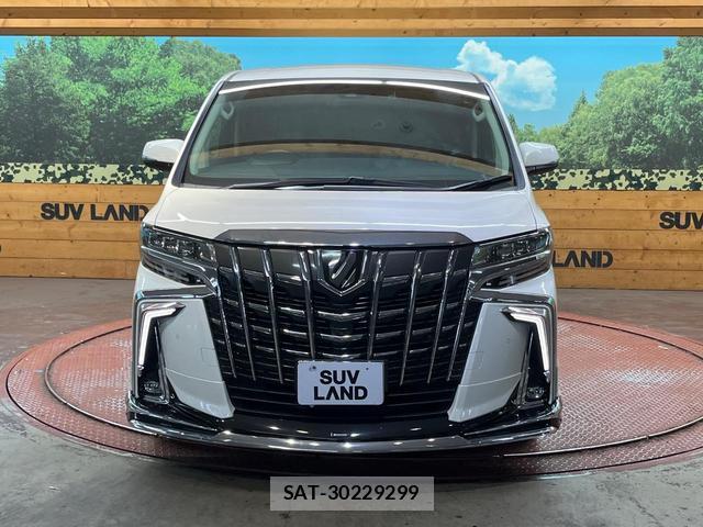 Toyota ALPHARD 2022-03 8072235-14