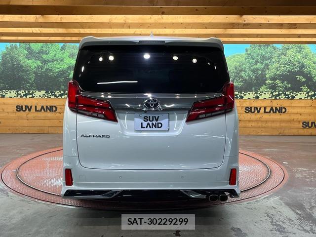 Toyota ALPHARD 2022-03 8072235-15