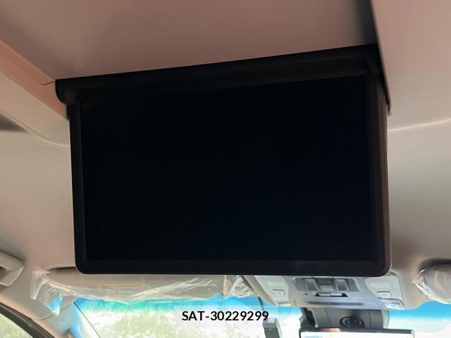 Toyota ALPHARD 2022-03 8072235-2