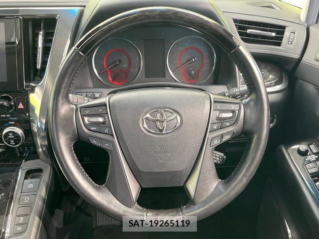 Toyota ALPHARD 2021-05 8072347-11