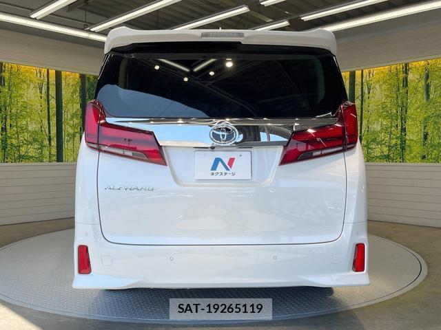 Toyota ALPHARD 2021-05 8072347-15