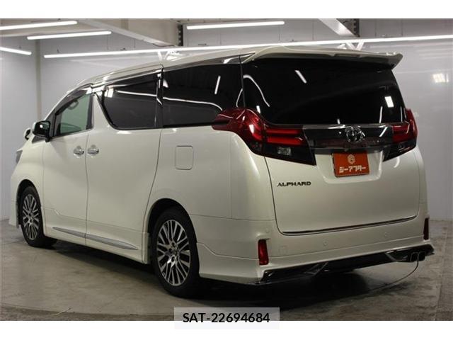 Toyota ALPHARD 2016-06 8072441-6