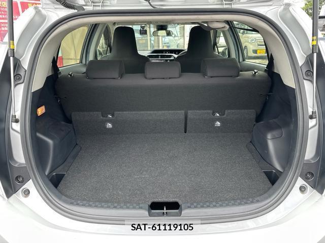 Toyota AQUA 2021-06 8071526-15