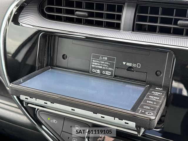 Toyota AQUA 2021-06 8071526-5