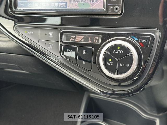 Toyota AQUA 2021-06 8071526-7