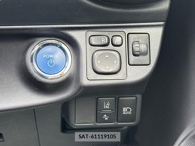 Toyota AQUA 2021-06 8071526-8