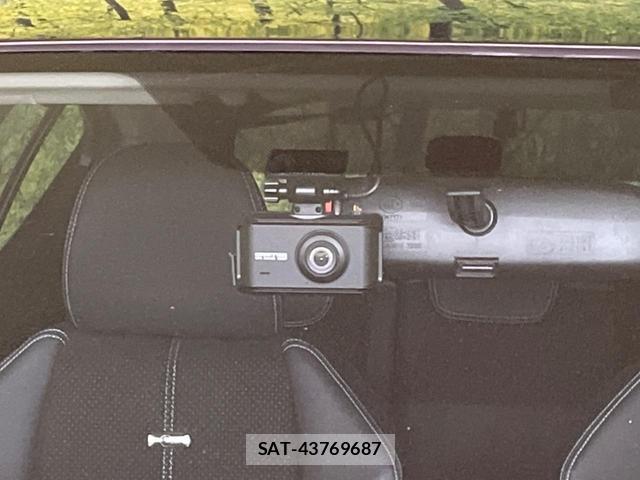 Toyota AQUA 2015-02 8071648-5