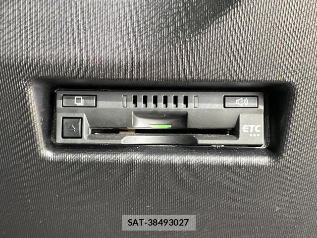 Toyota AQUA 2020-09 8072008-5