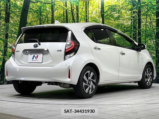 Toyota AQUA 2021-04 8072033-17