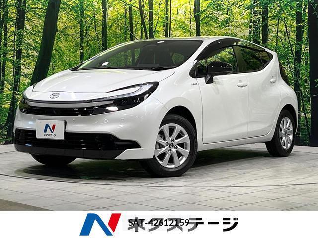 Toyota AQUA 2025-11 8072037-0