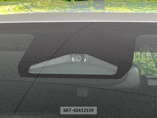 Toyota AQUA 2025-11 8072037-2
