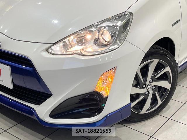 Toyota AQUA 2015-07 8072081-11