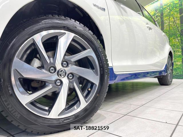 Toyota AQUA 2015-07 8072081-12