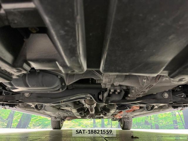 Toyota AQUA 2015-07 8072081-18