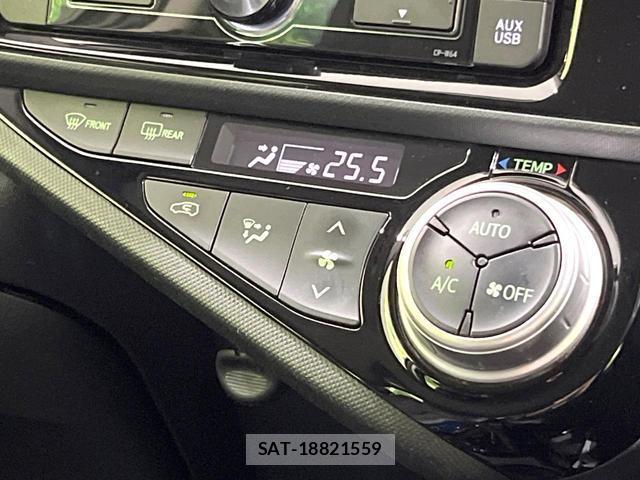 Toyota AQUA 2015-07 8072081-5