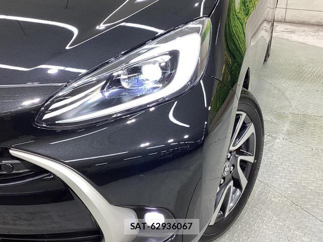 Toyota AQUA 2022-10 8072094-11