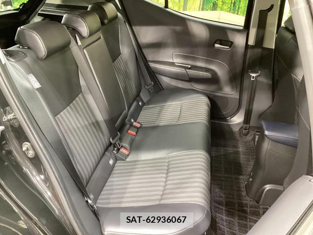 Toyota AQUA 2022-10 8072094-8