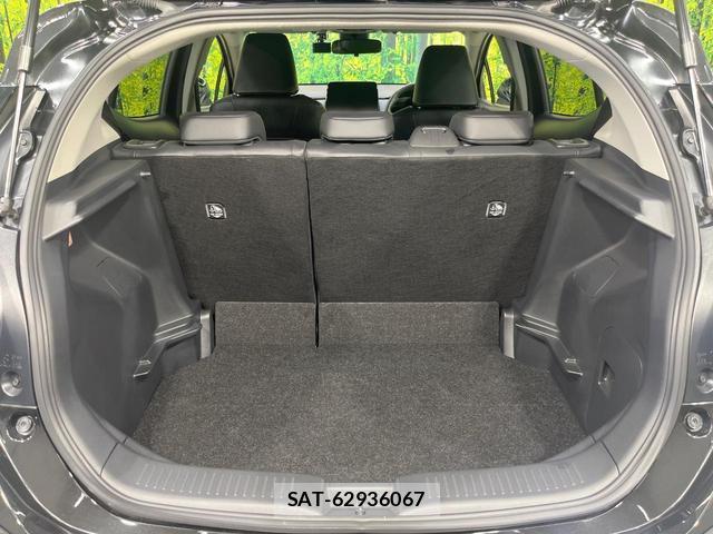 Toyota AQUA 2022-10 8072094-9