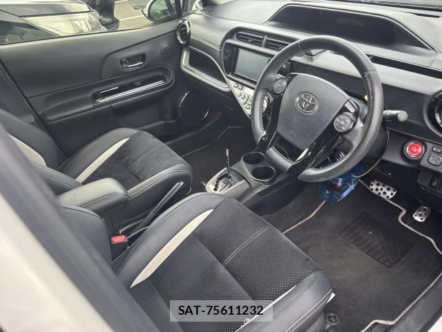 Toyota AQUA 2015-04 8072133-9
