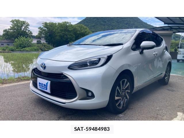 Toyota AQUA 2021-11 8072181-0