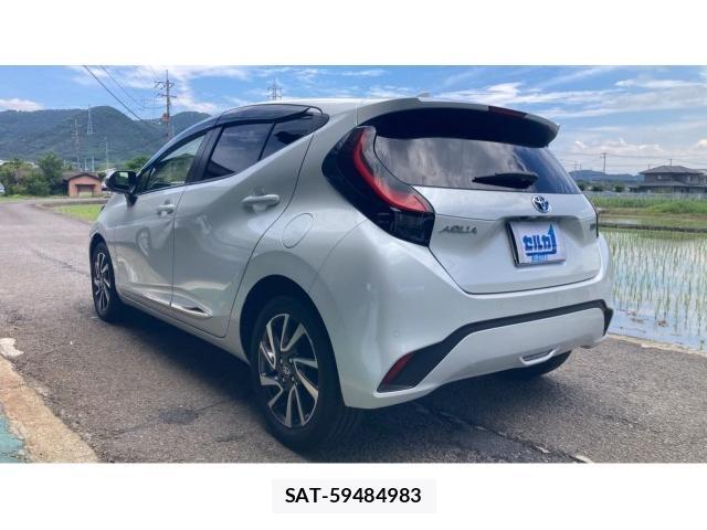 Toyota AQUA 2021-11 8072181-13
