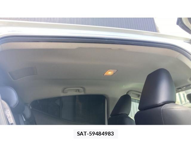 Toyota AQUA 2021-11 8072181-15