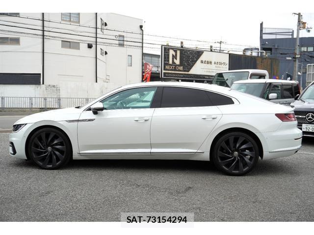 VolksWagen ARTEON 2018-05 8071916-5