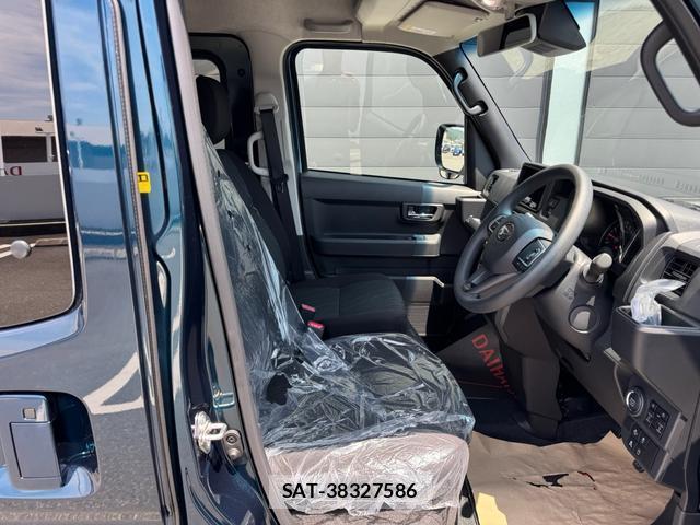 Daihatsu ATRAI 2026-06 8072278-17