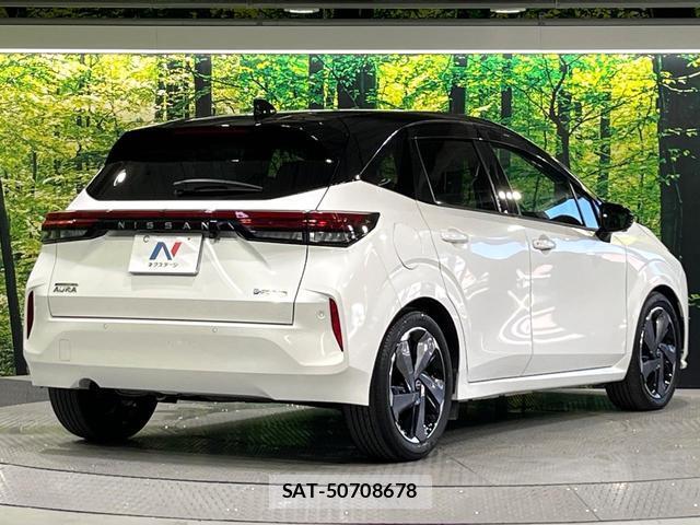 Nissan AURA 2022-07 8071209-16