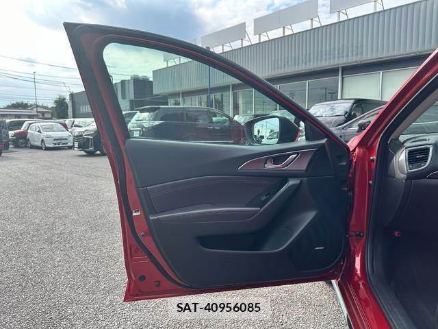Mazda AXELA SPORT 2016-10 8071554-9