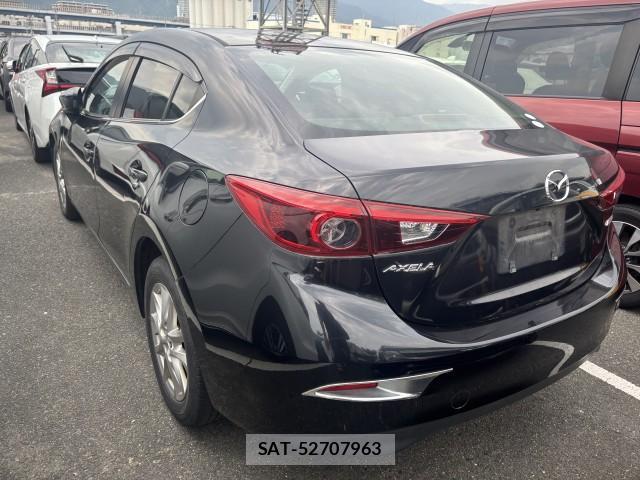 Mazda AXELA 2015-04 8072122-4