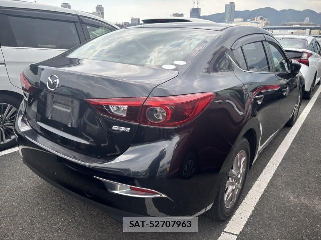Mazda AXELA 2015-04 8072122-5