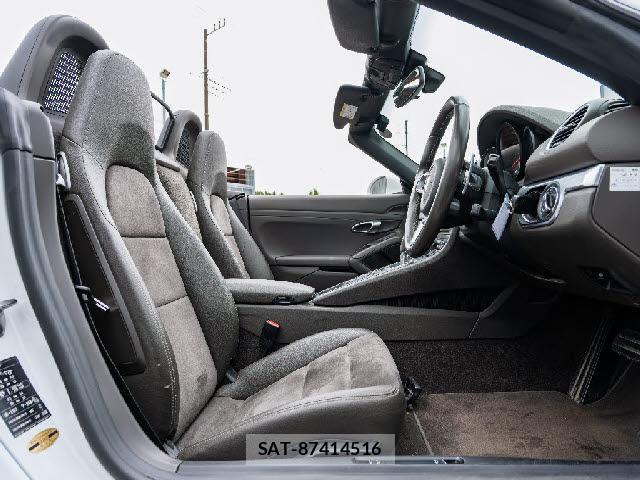 Porsche BOXSTER 2017-12 8071529-3