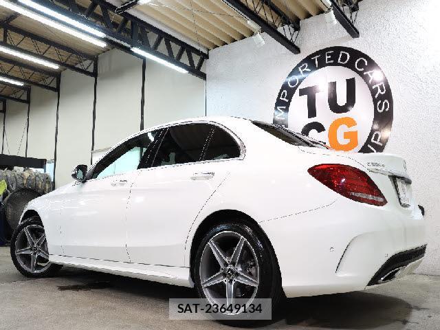 Mercedes Benz C-CLASS 2018-01 8071261-2